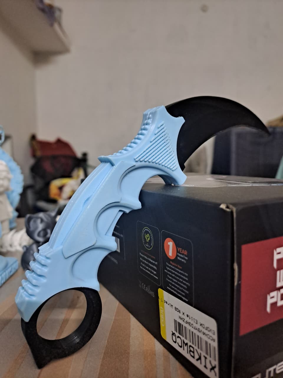Childhood dream of rotating a Karambit is Completed 